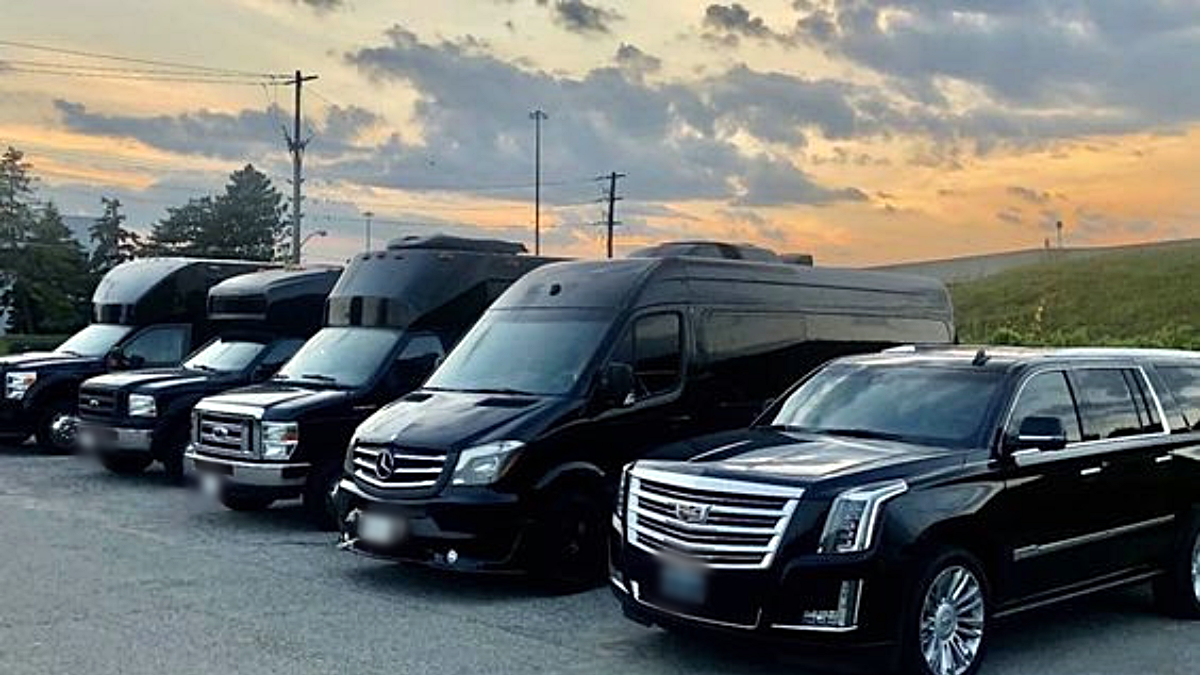 LaGuardia to Manhattan black car service nyc