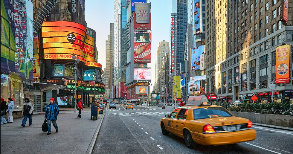 Uber vs. Yellow Cabs in New York City