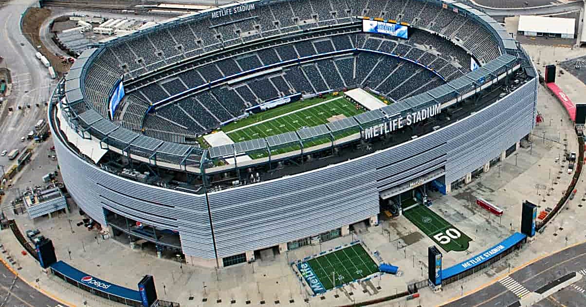 MetLife Stadium to NYC distance