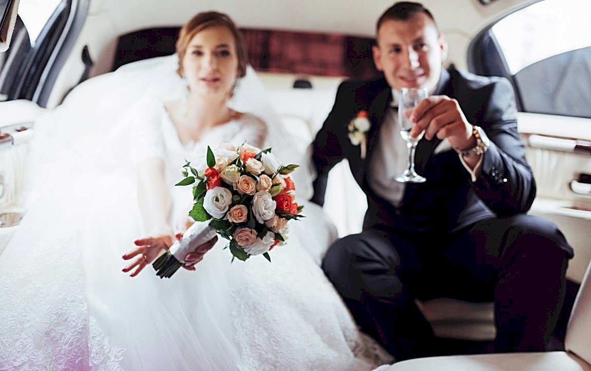 luxury limousine service in Suffolk 