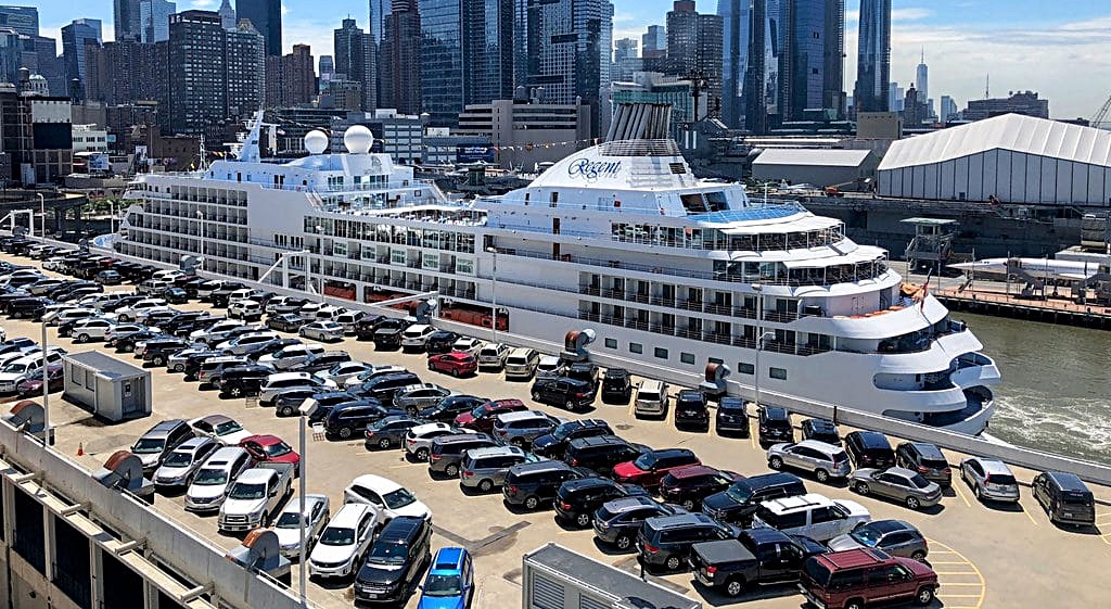 Cruise Lines Use Manhattan Cruise Terminal