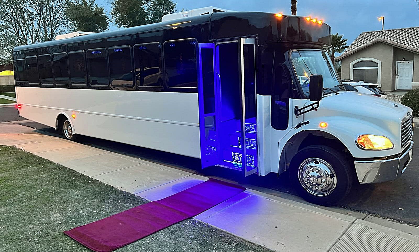 Book a Party Bus in NYC for Rental