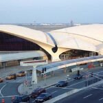 best New York Airport to go manhattan